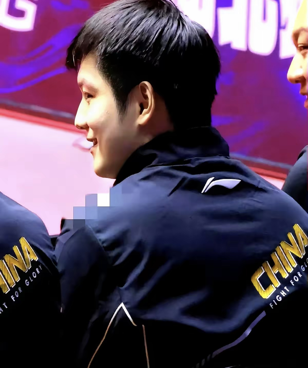 关于樊振东赛点兑现，洛杉矶湖人淘汰皇家马德里晋级四强，主帅激动落泪的信息